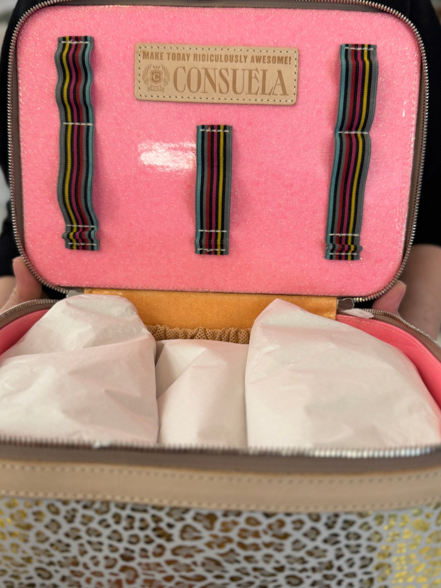 Consuela Kit Train Cosmetic Case