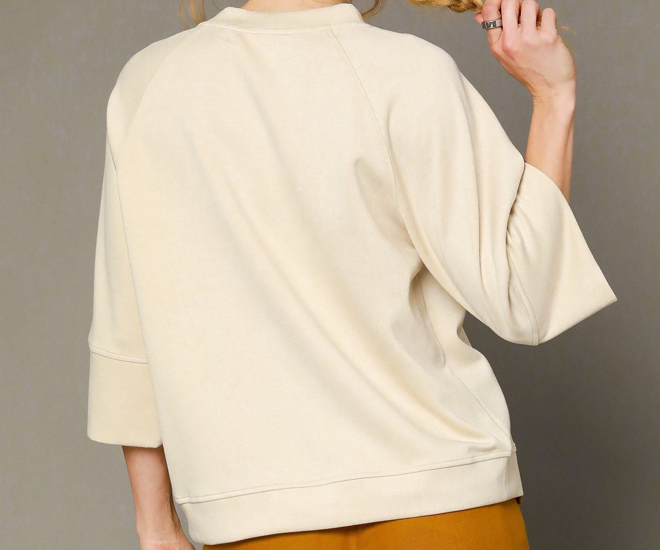 Umgee Ecru 3/4 Sleeved Drop Shoulder Top