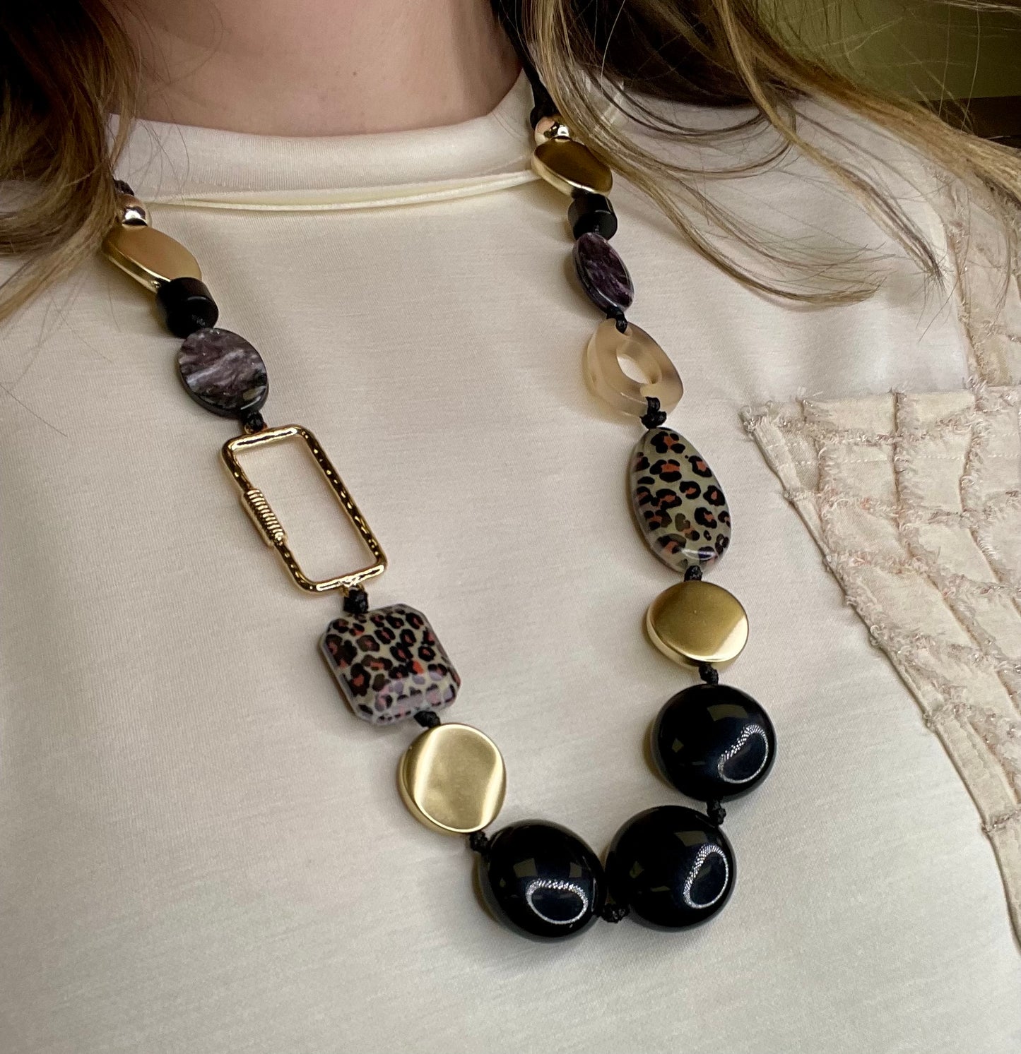 LEOPARD GEOMETRIC ACRYLIC NECKLACE
