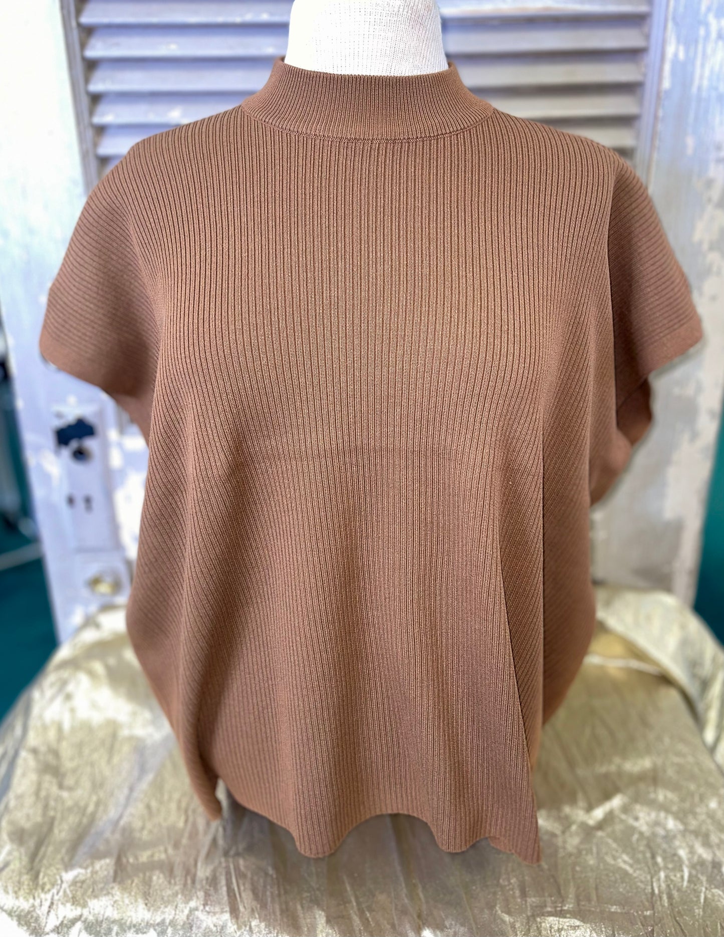 VISCOSE MOCK NECK SHORT SLEEVE BOXY SWEATER