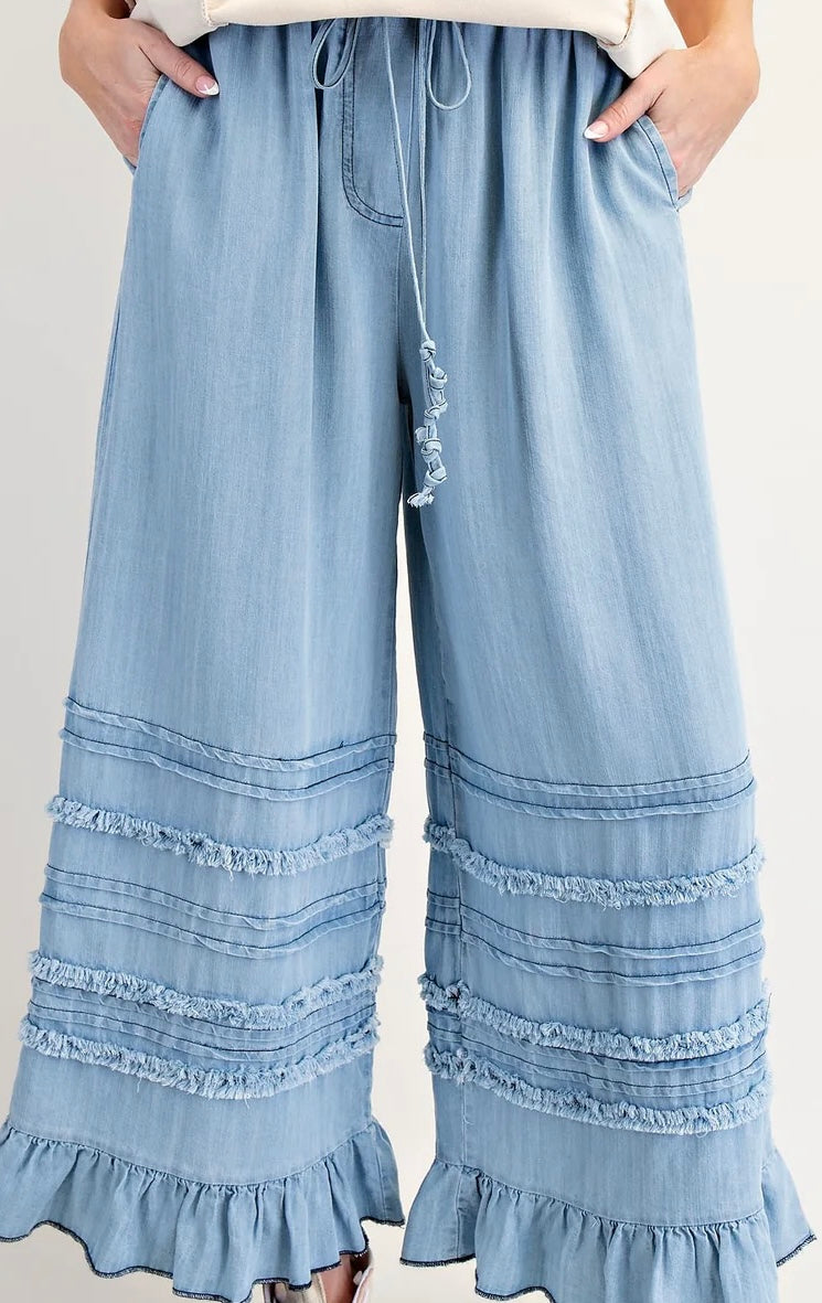 Easel Ruffle Hem Pant
