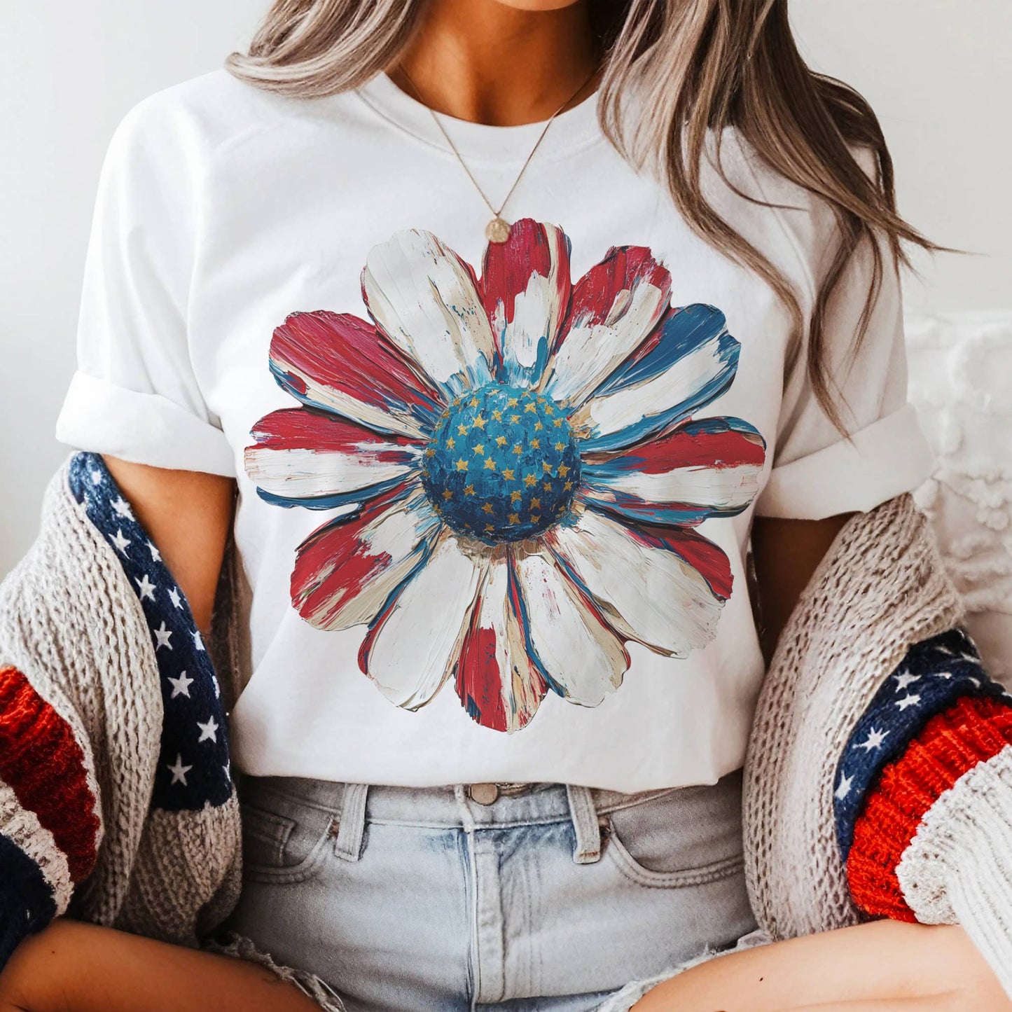 USA Flower Daisy 4th Of July Patriotic Floral Graphic Tee: White
