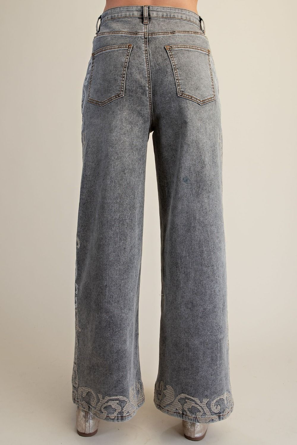 Easel Ash Denim BORDER EMBROIDERED DETAILING STONE WASHED DENIM PANTS