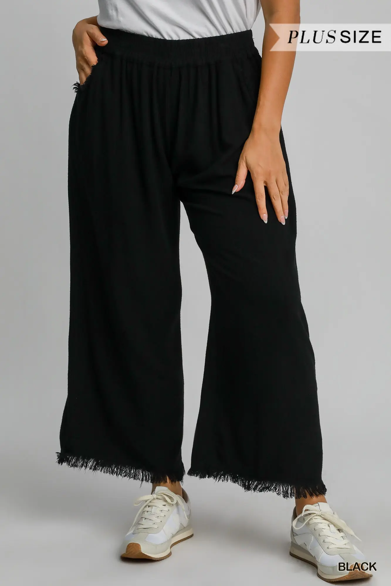 Umgee Plus Size Black Frayed Hem Wide-Leg Pants