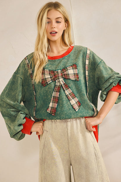 Sage + Fig The Merry Mineral-wash Bow Pullover