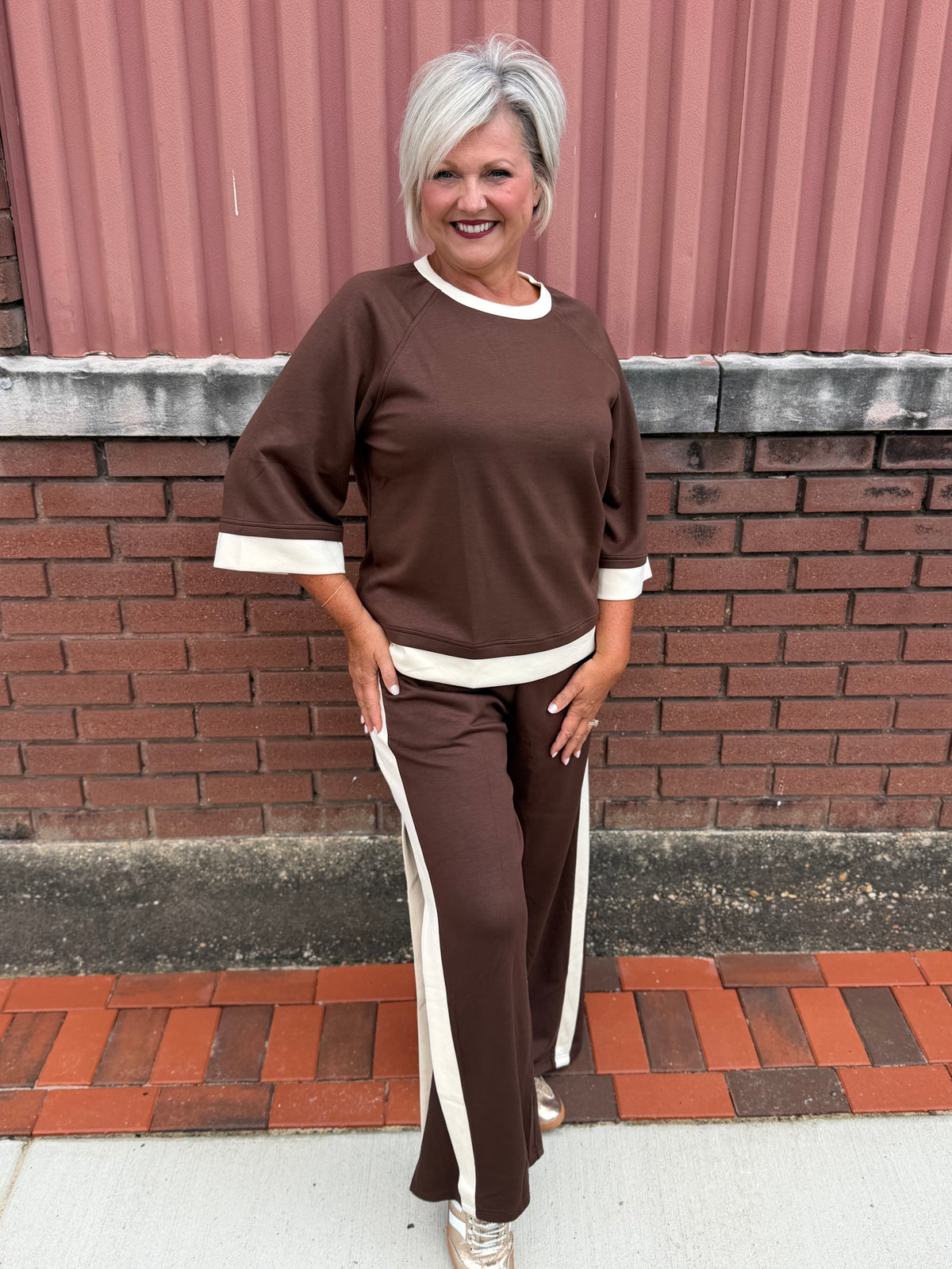 Umgee Coco Brown LUXEKNIT Colorblock Crewneck Raglan Sleeve Top