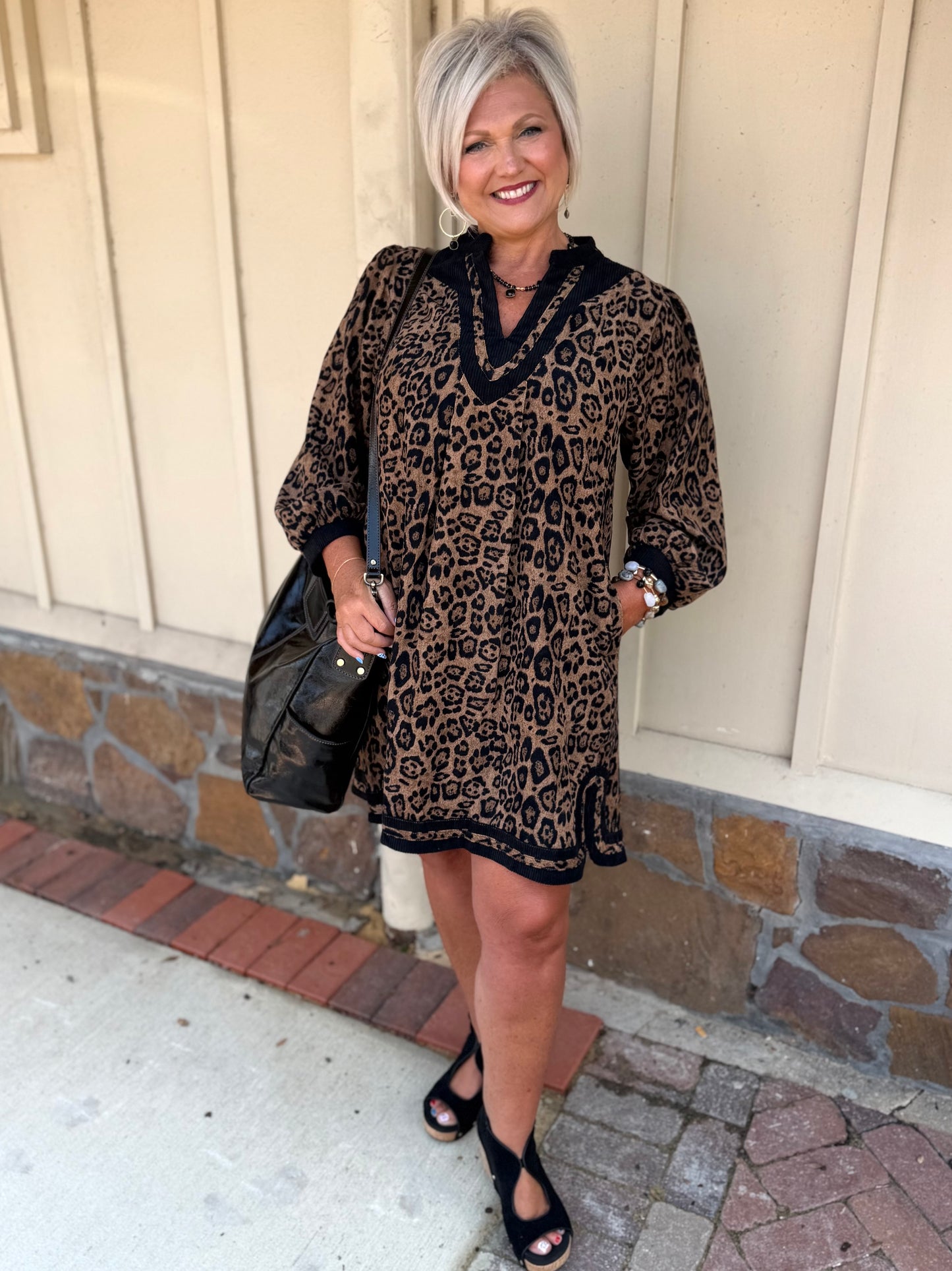Umgee Leopard Print Contrast Trim Puff Sleeve Tunic Dress