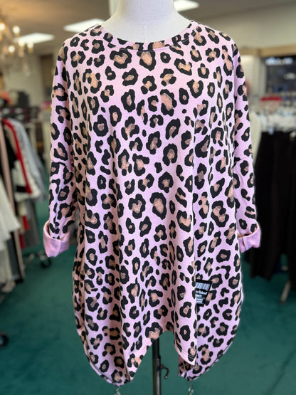 Yolly 3/4 Sleeve Animal Print Top with Side Zippers