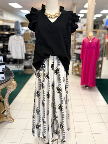 Umgee Black Textured Ruffle Sleeve V-Neck Blouse