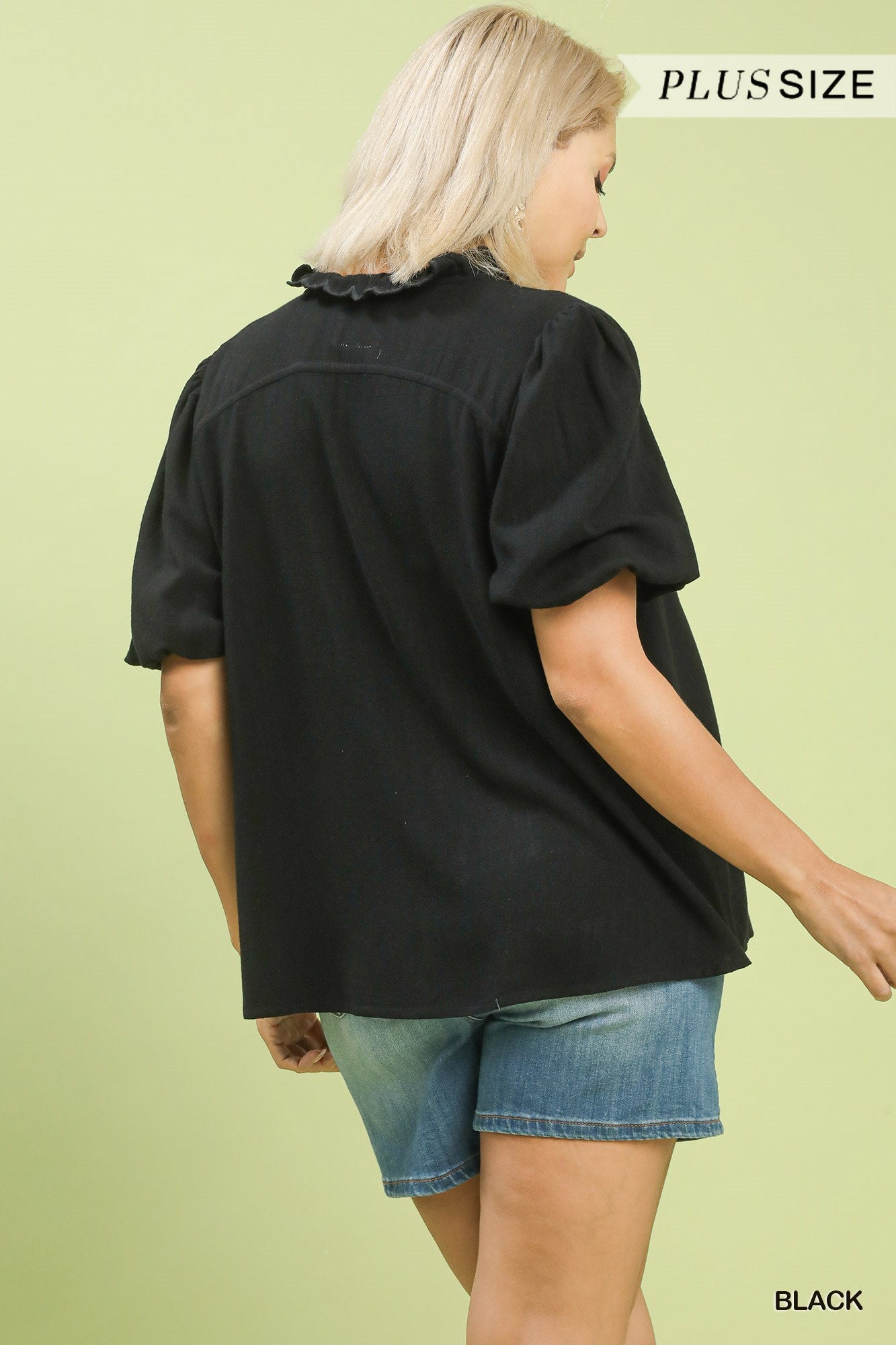 Umgee Plus Size Black Linen Scallop Trim V-Neck Top
