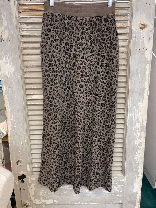 Umgee Mushroom Animal Knit Jacquard Wide Leg Pants