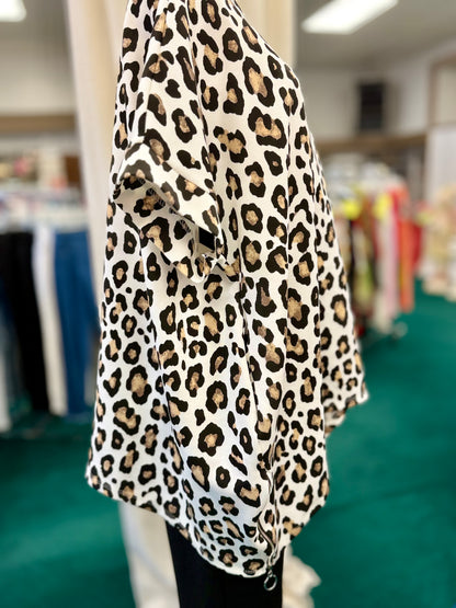 Yolly Short Sleeve Animal Print Tunic