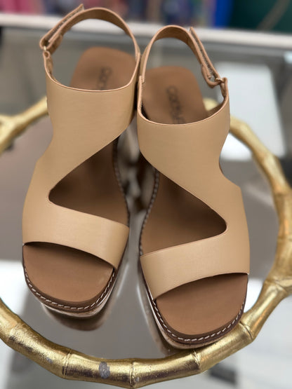 Corky's Steppin Out Camel Wedge
