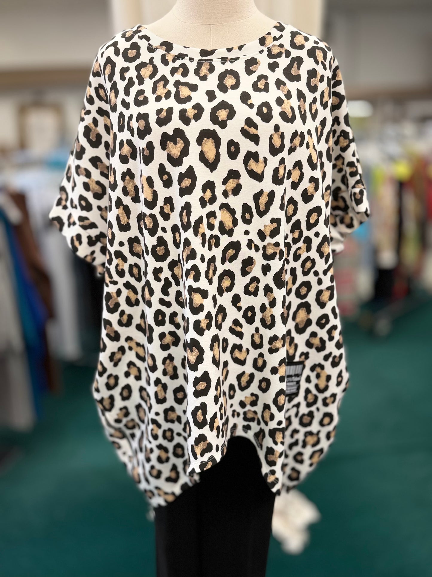 Yolly Short Sleeve Animal Print Tunic