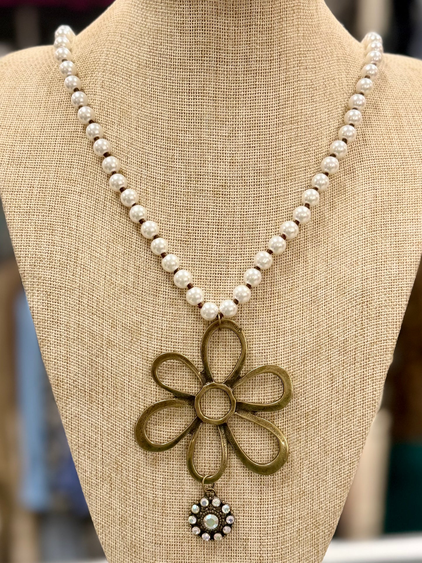 Pearls & Blooms Necklace