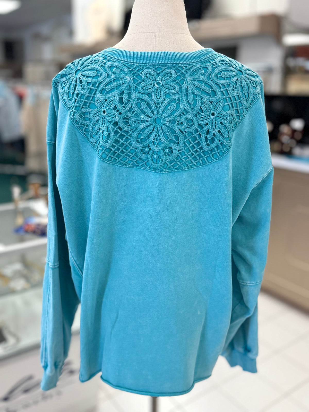 Easel Long Sleeve Day Blue BOW TAPE BOTTOM WASHED TERRY PULLOVER