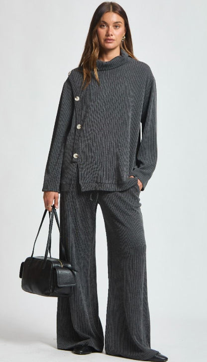 DS Lavish Outfit Set