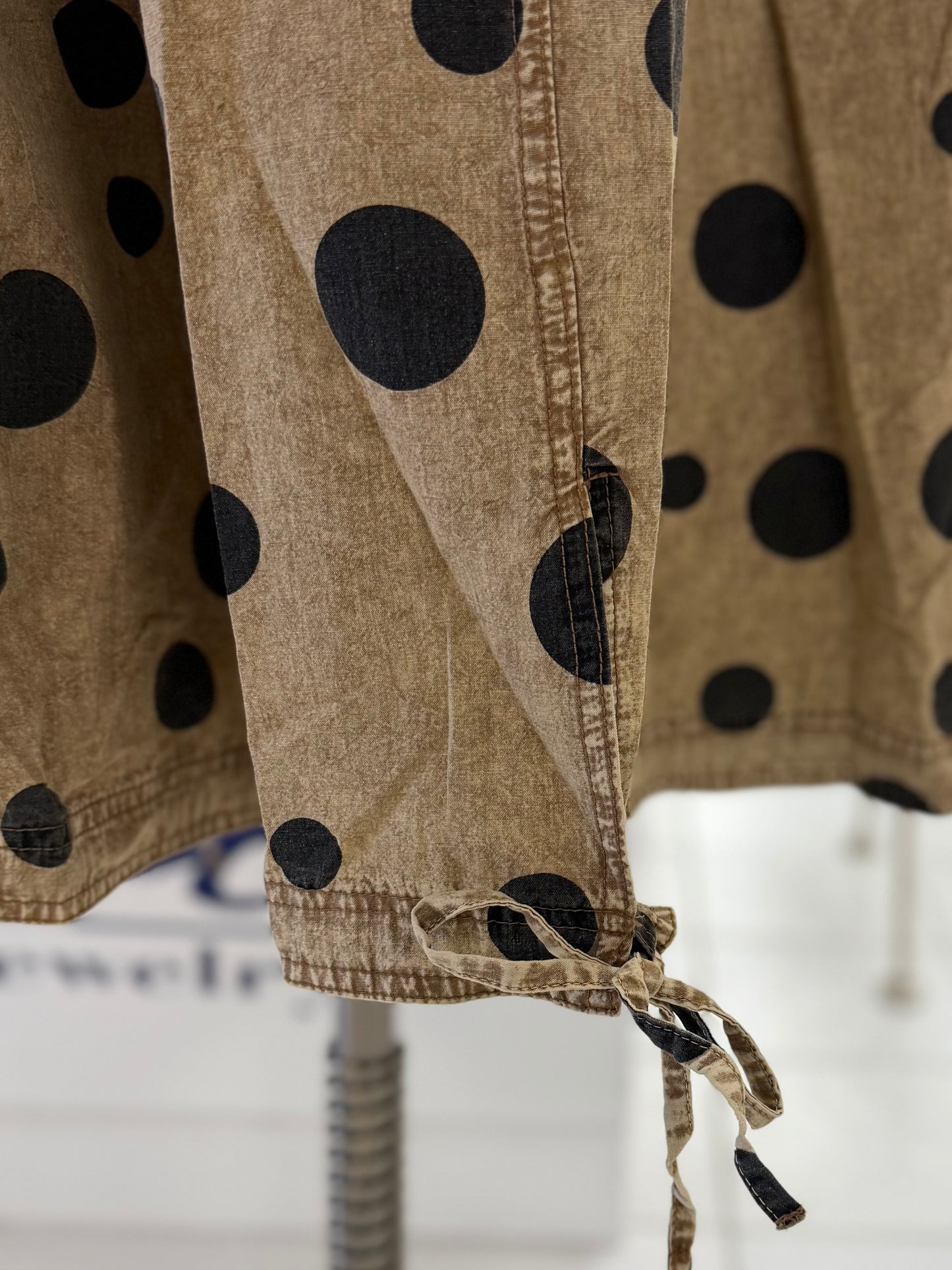 EASEL MOCHA POLKA DOTS PRINT WASHED WOVEN SKIRT
