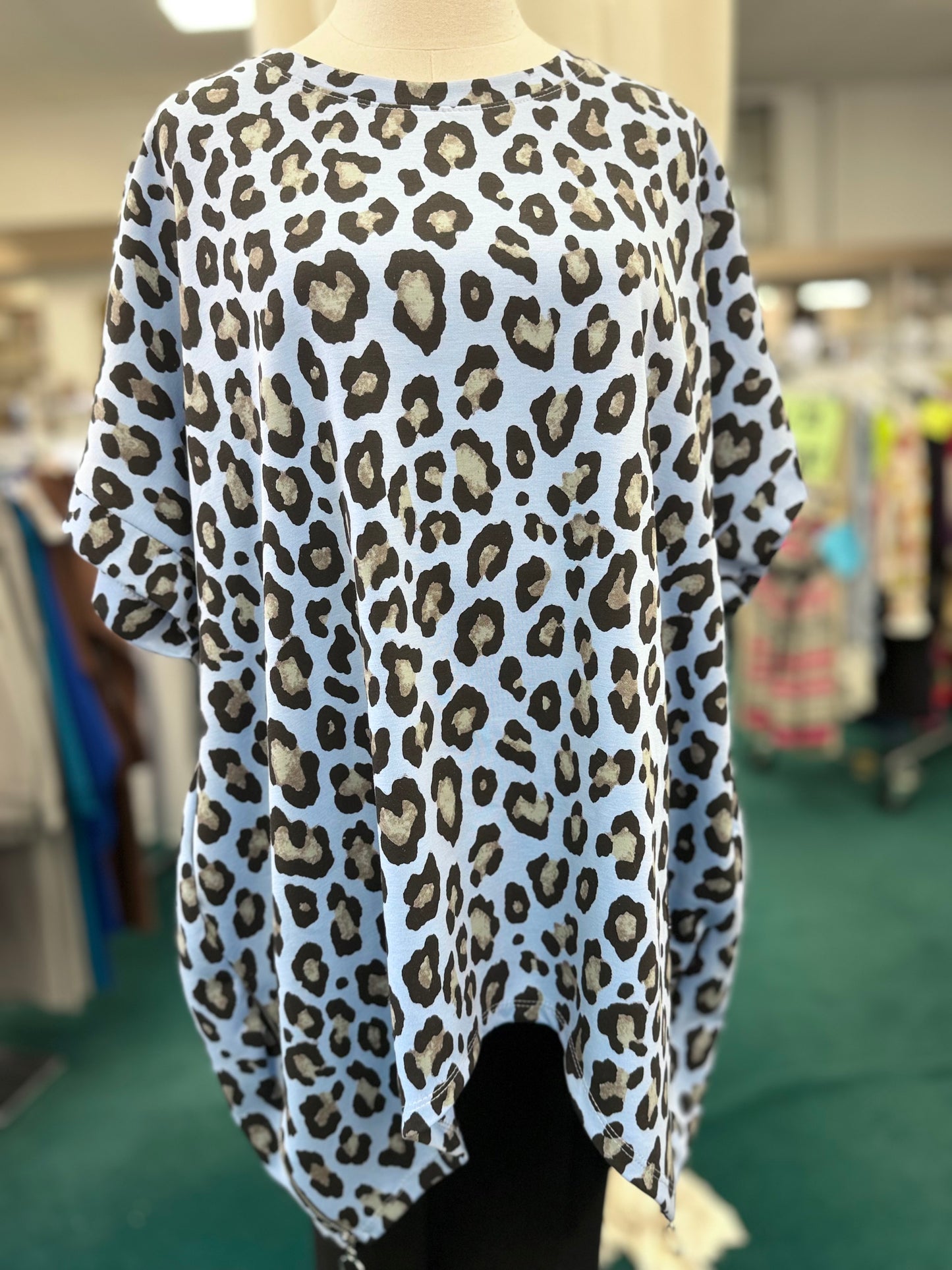 Yolly Short Sleeve Animal Print Tunic