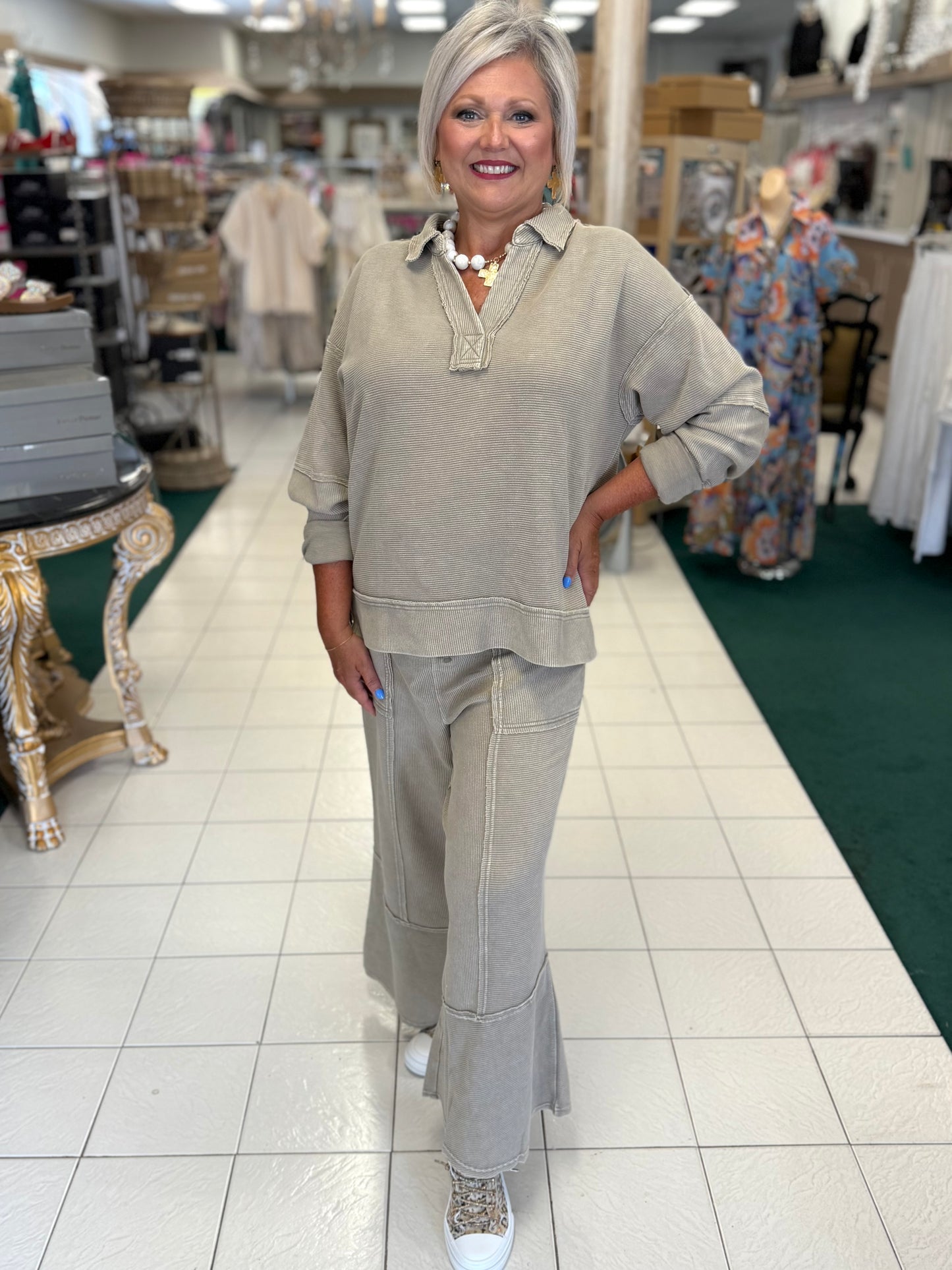 Easel Light Mocha Textured Thermal Washed Pullover