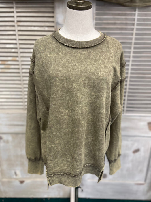 PLUS SIZE ACID WASH FRENCH TERRY EXPOSED-SEAM SWEATSHIRT