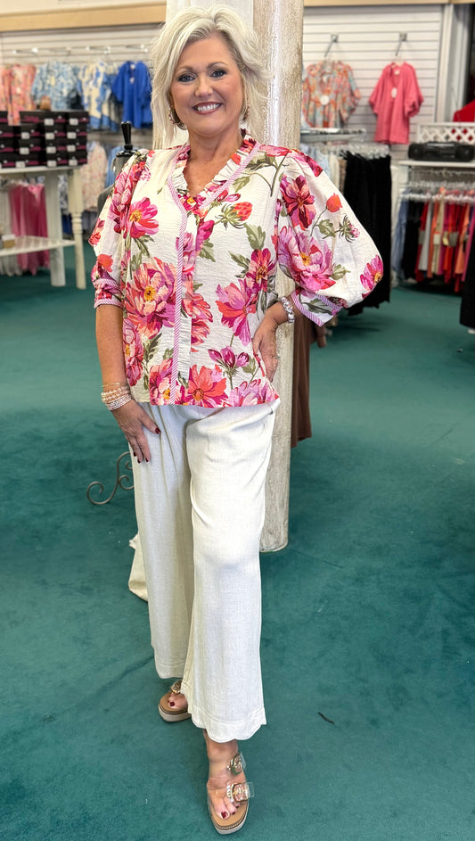 Oddi Floral printed woven top with a ruffled V-neckline