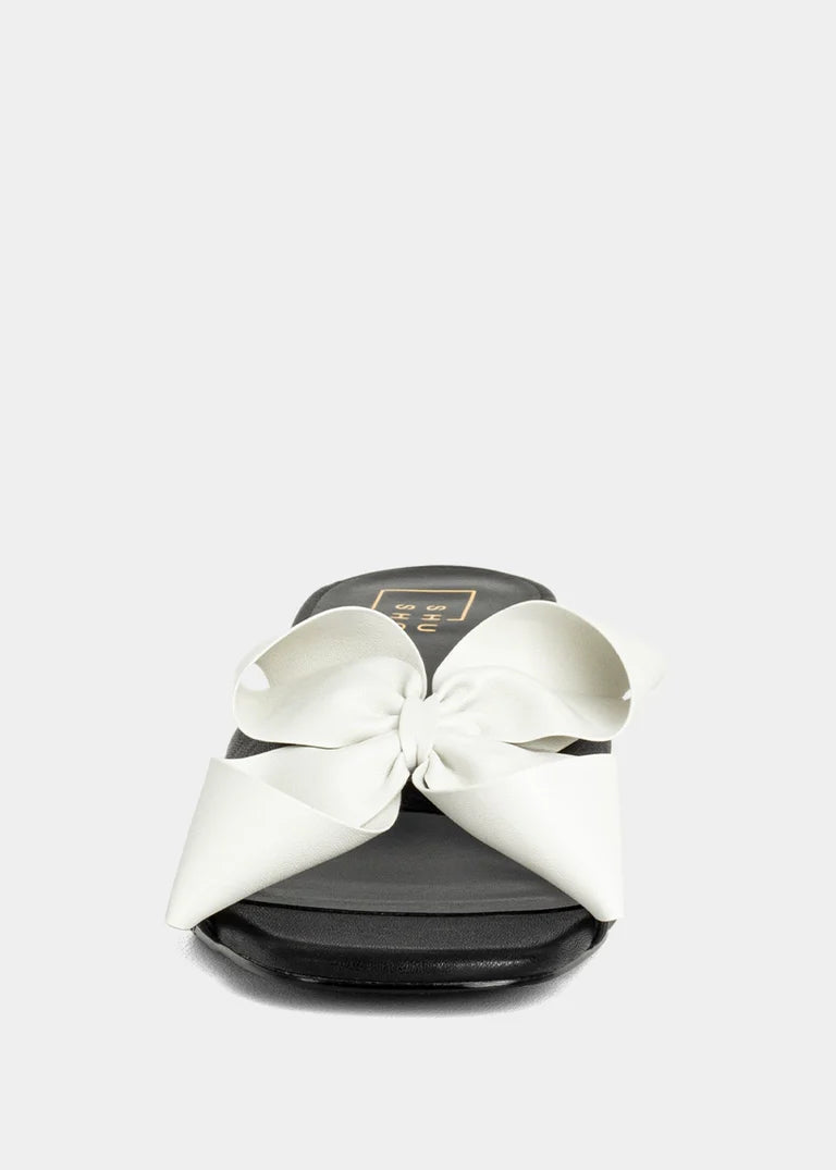 ShuShop Black & White Flora Bow Sandals