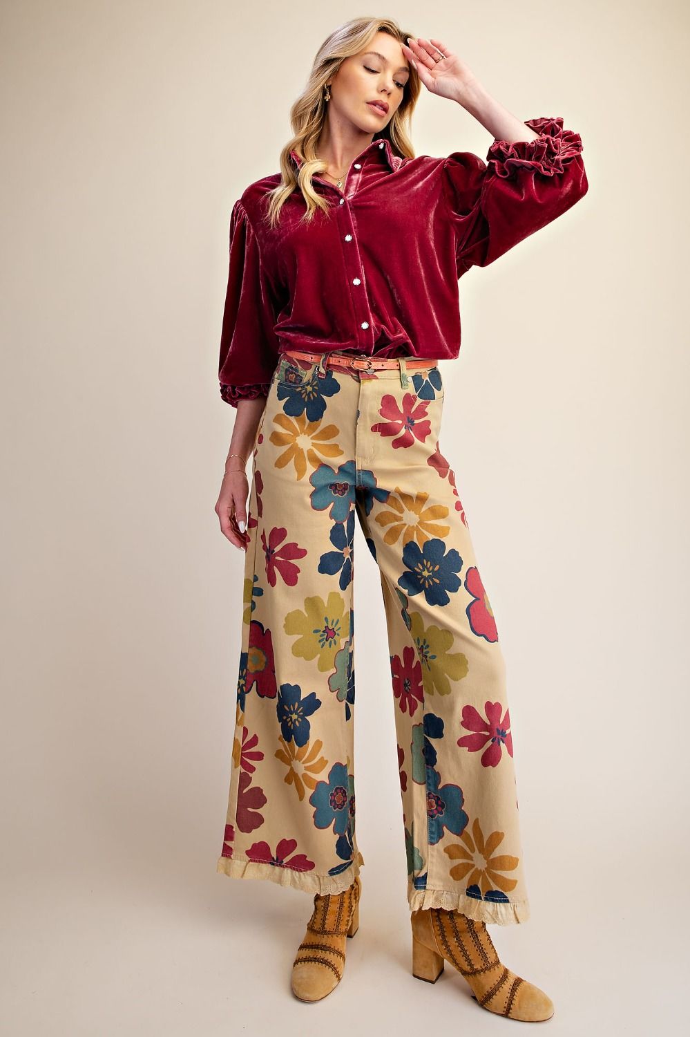 Easel Dijon Floral Printed Enzyme Washed Stretched Twill Pant Plus Sized