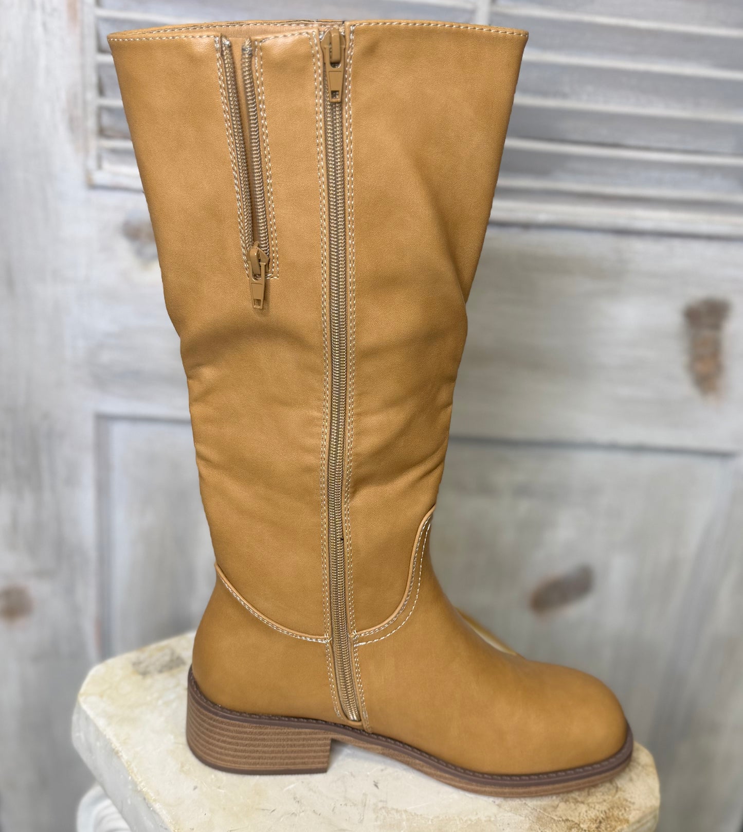 Pierre Dumas Paula Boots in Camel