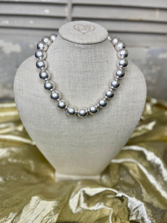 CHUNKY BEADED BALL SHORT NECKLACE