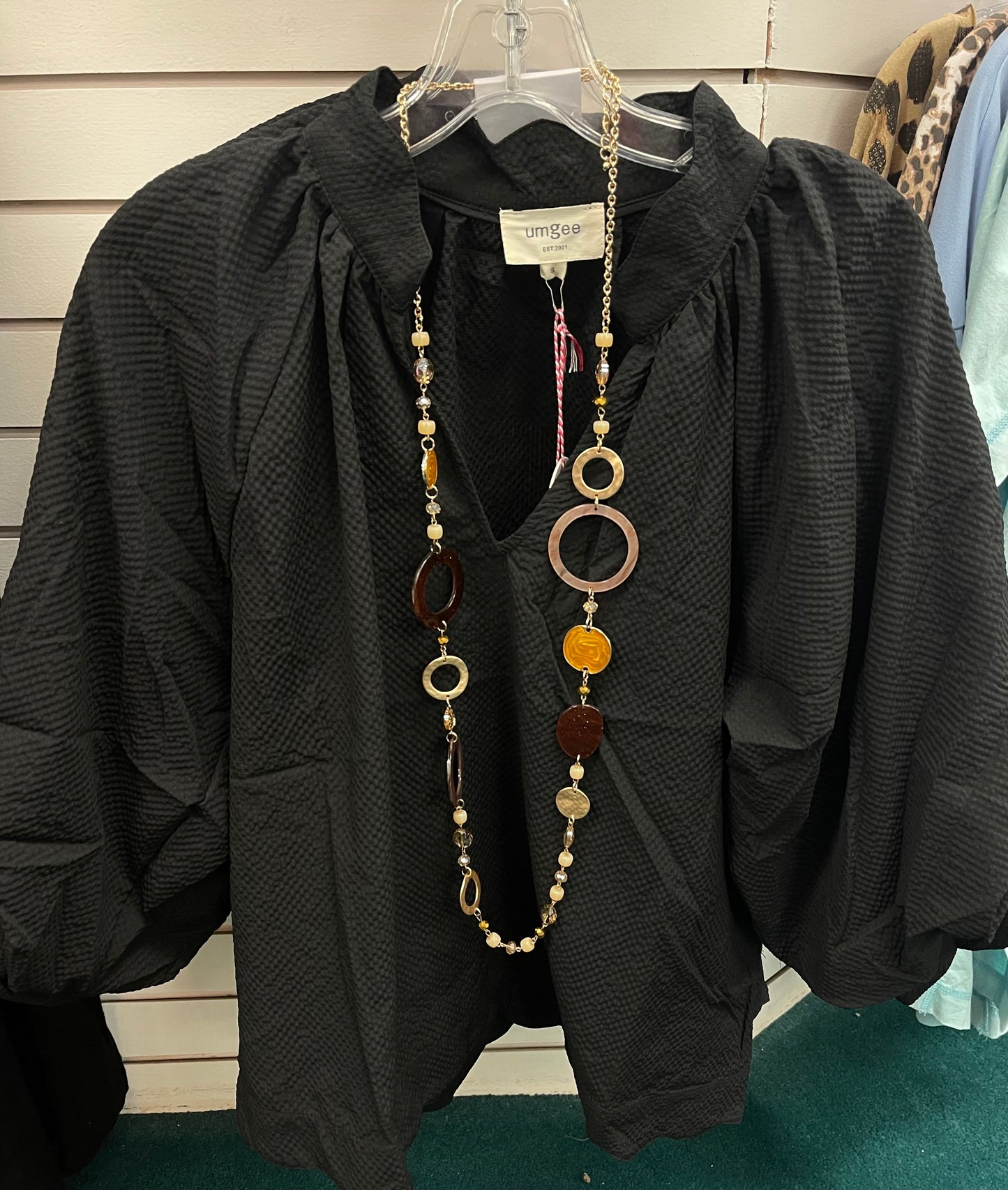 Umgee Black Split V Neck Top with Balloon Sleeves