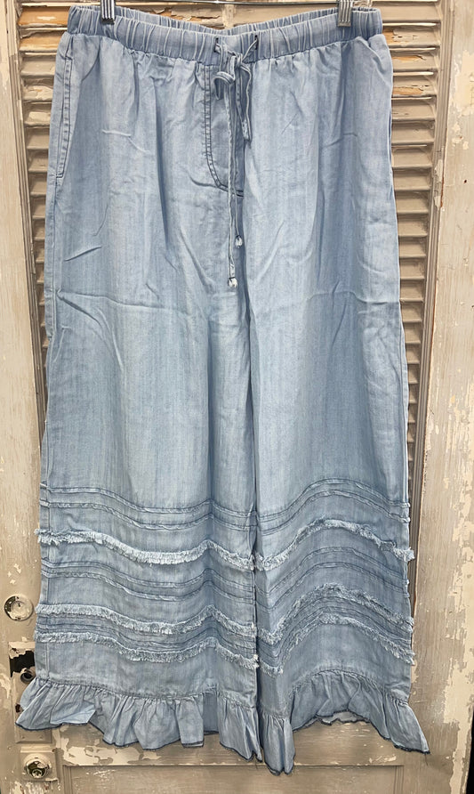Plus Size Easel Ruffle Hem Pant
