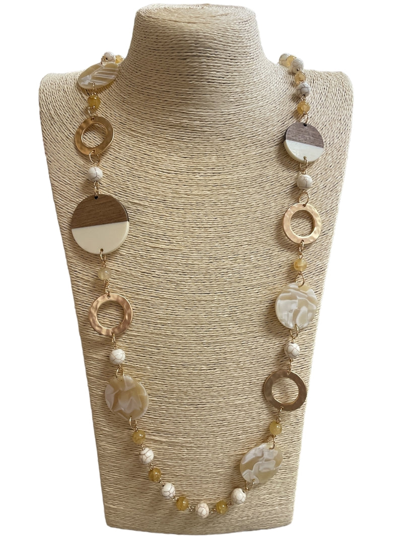 CREAM GEOMETRIC ACRYLIC NECKLACE