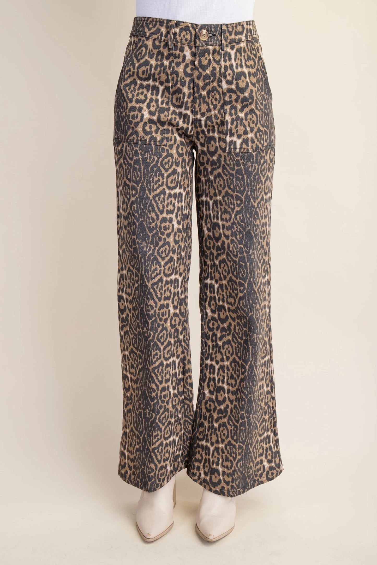 Gigio Leopard Print Flare Jeans with Side Pockets