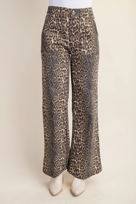 Gigio Leopard Print Flare Jeans with Side Pockets