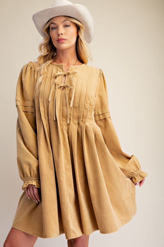 Washed baby corduroy pleated dress