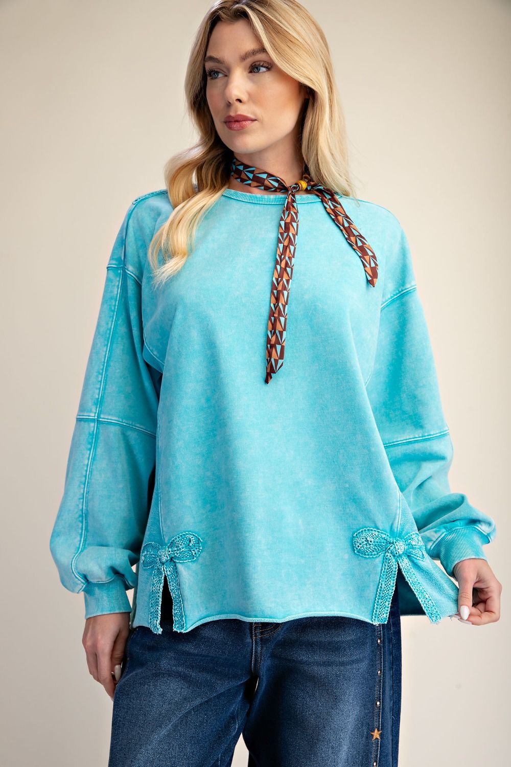 Easel Long Sleeve Day Blue BOW TAPE BOTTOM WASHED TERRY PULLOVER