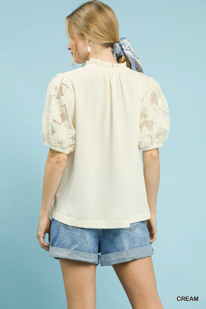 Umgee Cream Textured Blouse with Lace Contrast Sleeves