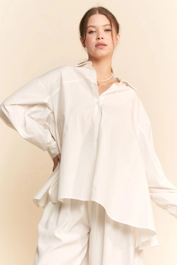 Davi & Dani Long Sleeve Button Front Shirt