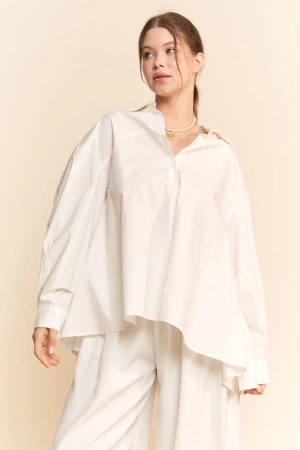 Davi & Dani Long Sleeve Button Front Shirt