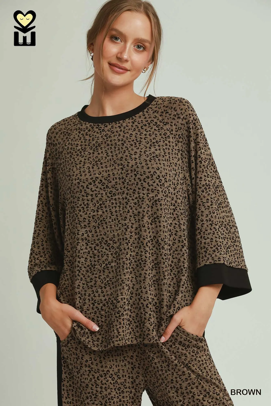 Umgee Brown Leopard Velvet Blend 3/4 Raglan Sleeve Top