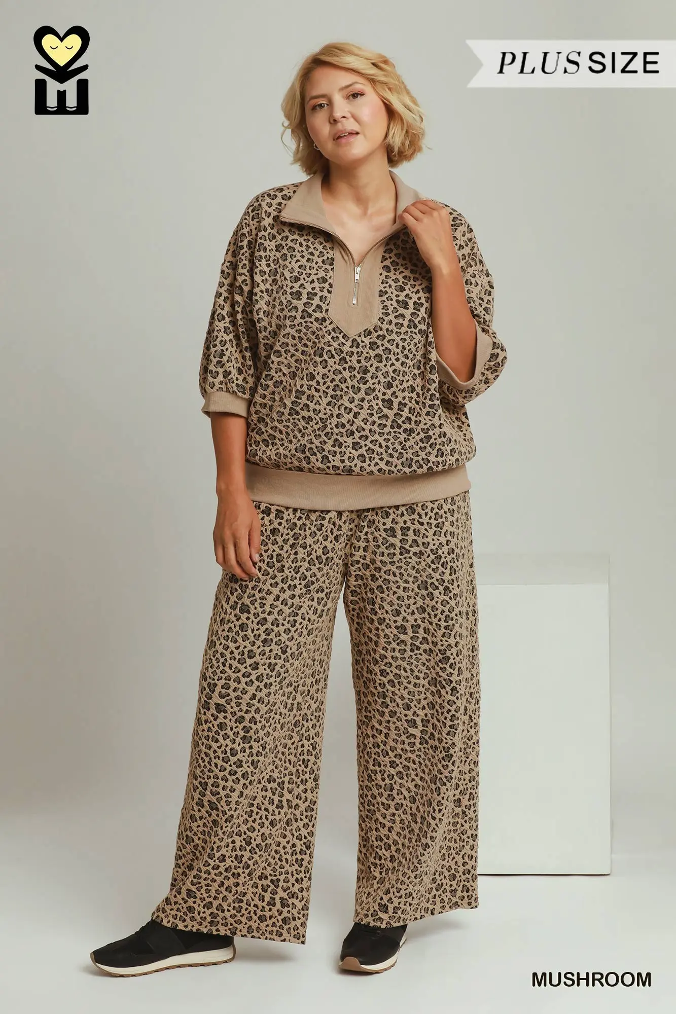 Umgee Plus Size Leopard Jacquard Straight Pants