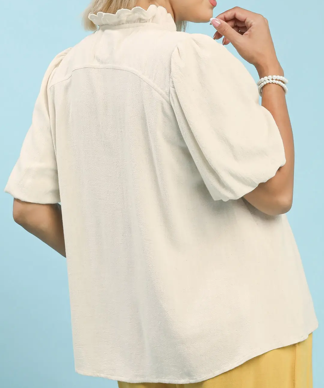 Umgee Plus Size Oatmeal Linen Scallop Trim V-Neck Top