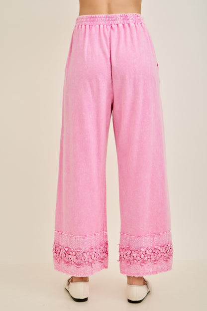 J. Her Bubblegum Mineral Washed Flower Trim Detailed Lounge Pants