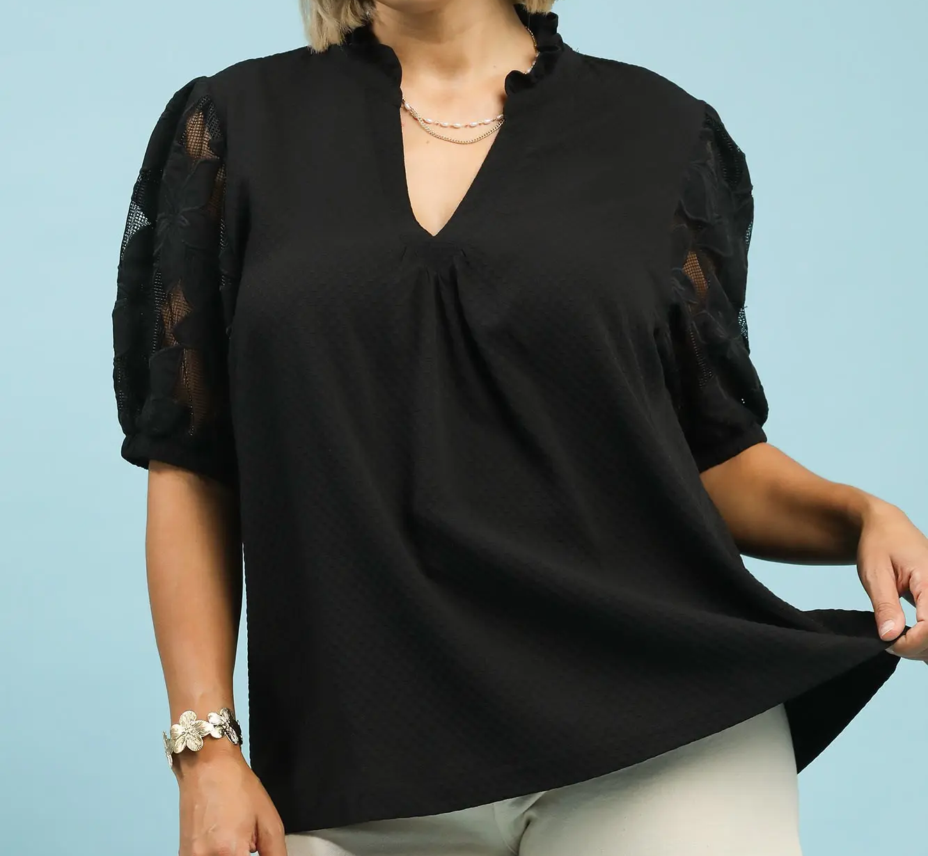Umgee Plus Size Black Textured Blouse with Lace Contrast Sleeves