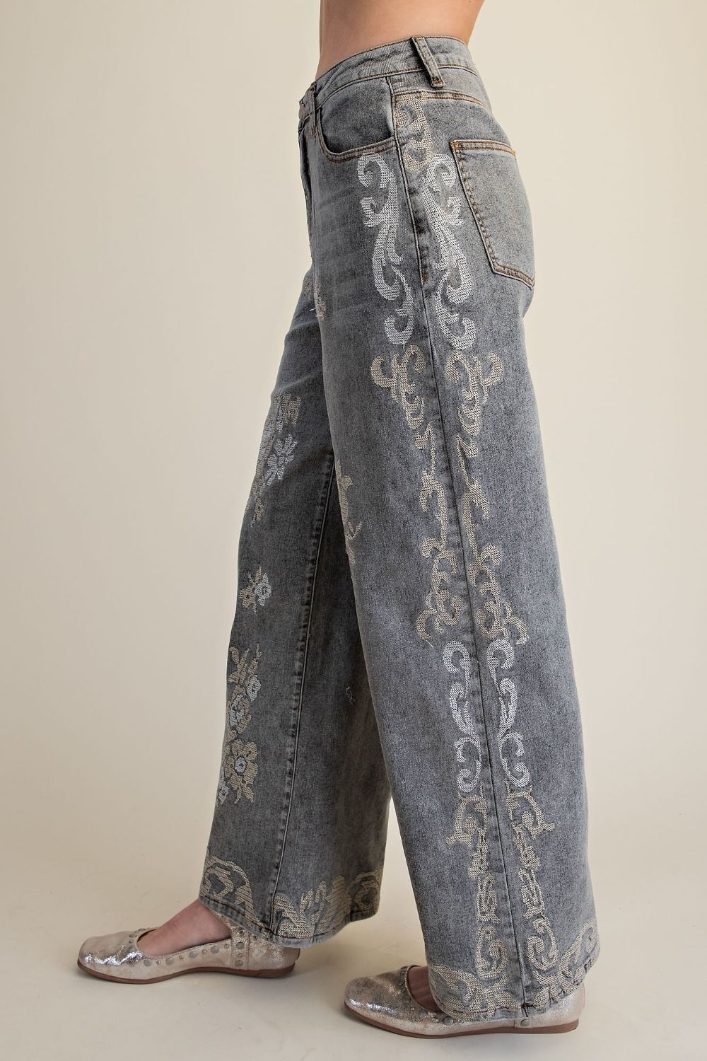 Easel Ash Denim BORDER EMBROIDERED DETAILING STONE WASHED DENIM PANTS