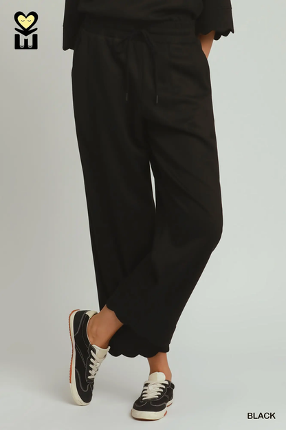 Umgee Black LUXEKNIT Scalloped Hem Straight Pants
