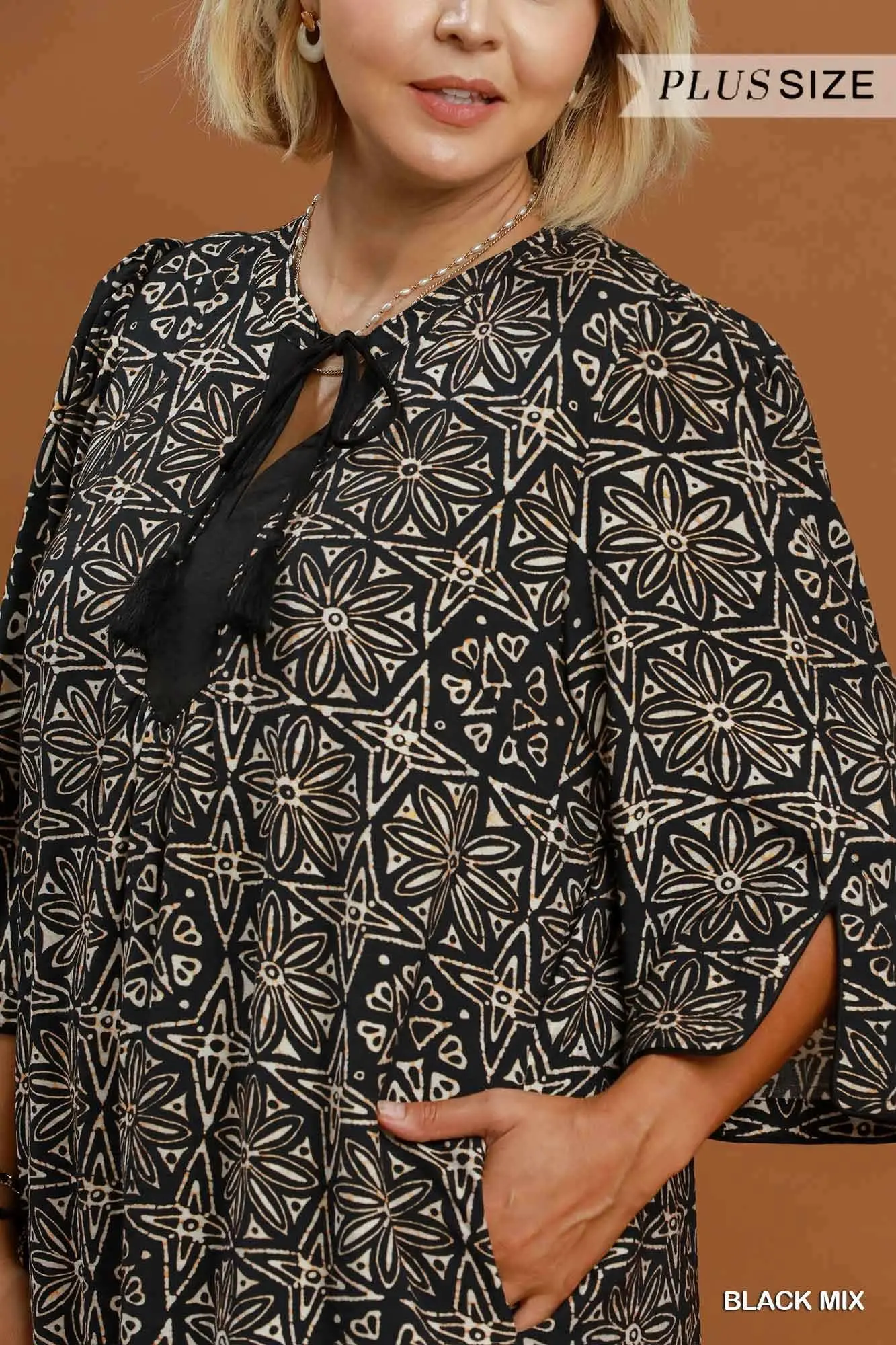 Umgee Plus Size Black Mix Geometric Print V-Neck Tassel Detail Tunic Dress